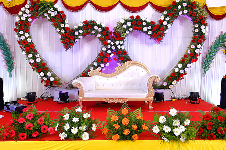 premium resorts in chinnakanal